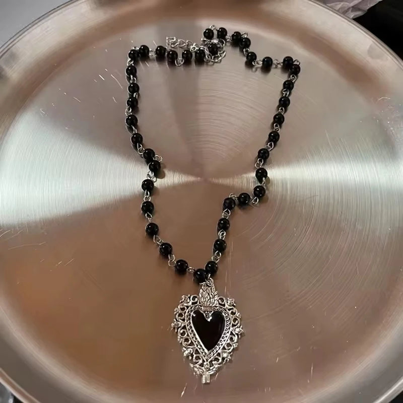 Gothic Heart Pendant Necklace - Black Beaded style