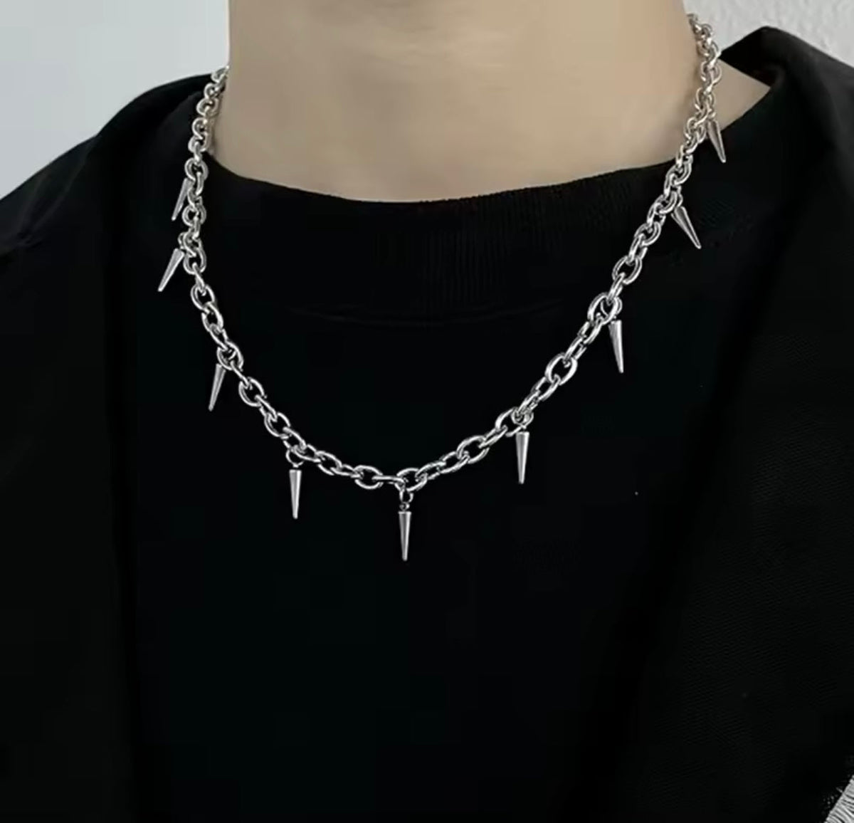 Gothic Spike Rivet Chain Necklace – Punk Stainless Steel Choker for Men & Women