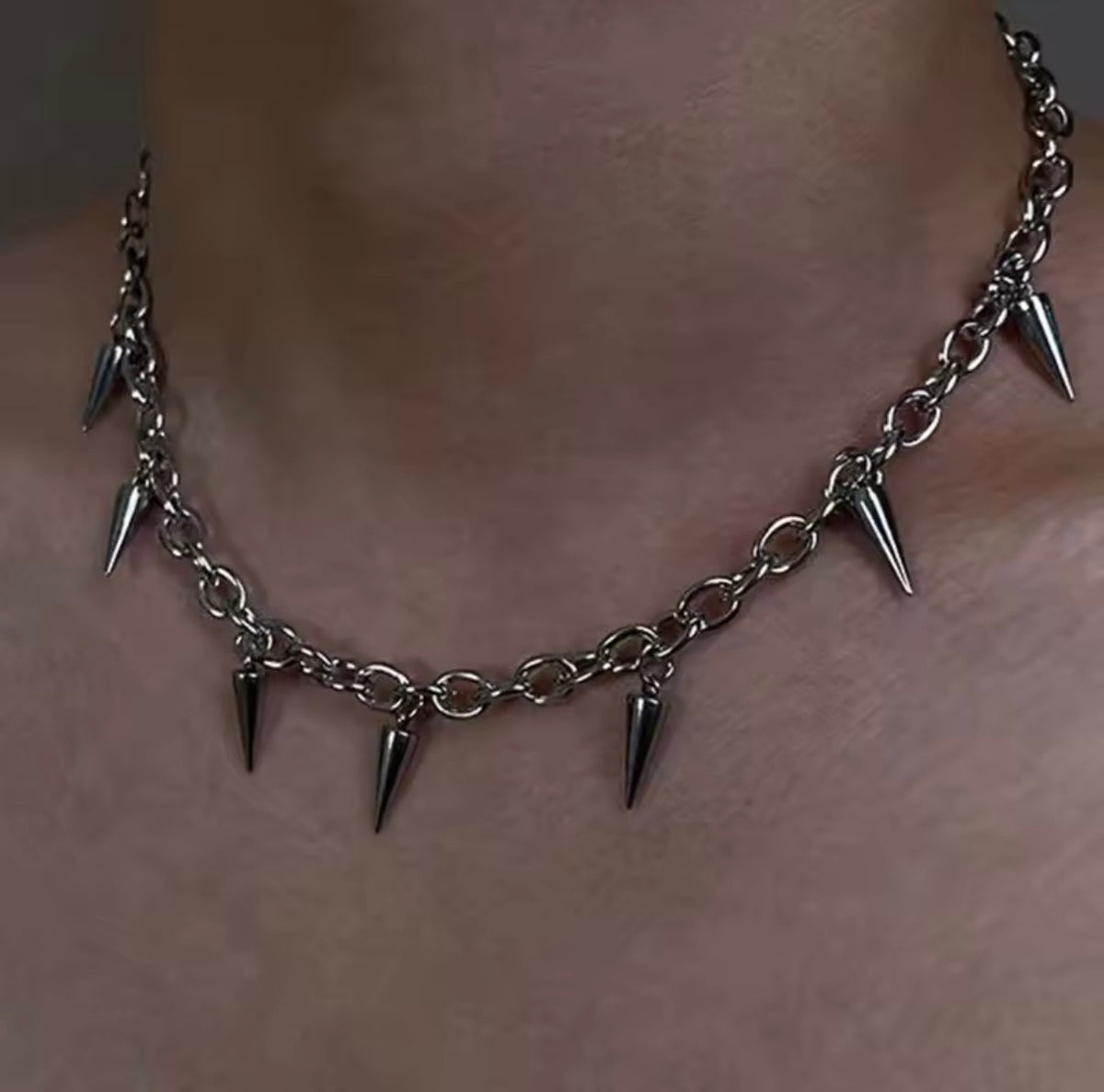 Gothic Spike Rivet Chain Necklace – Punk Stainless Steel Choker for Men & Women